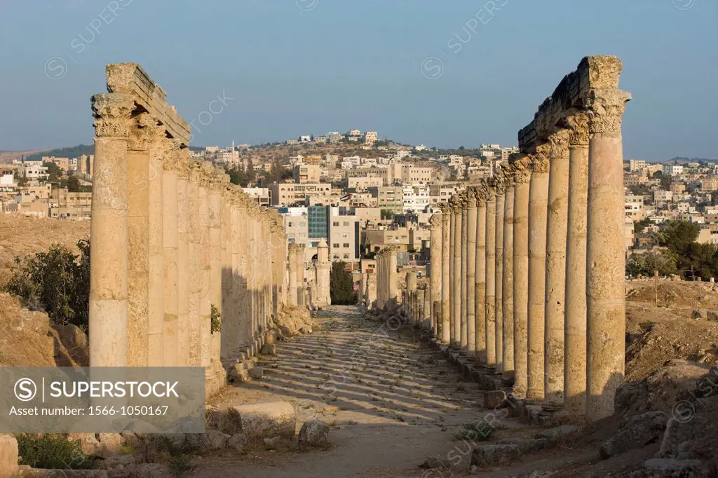 South Decumanus Colonnaded Street Ruins Jerash Jordan