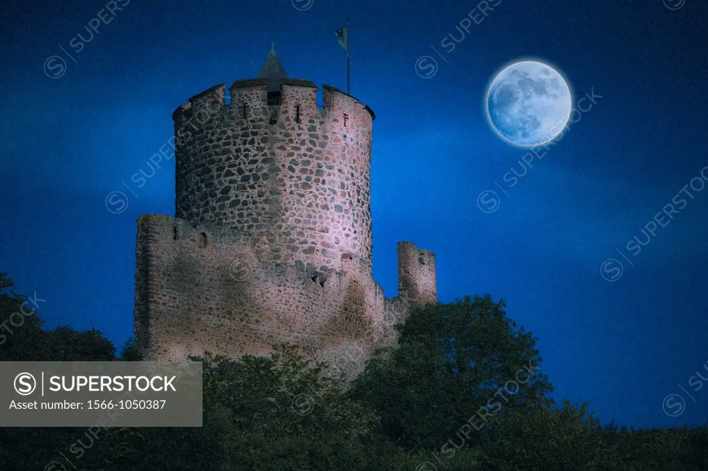 Full moon over the ruins of the castle of Kaysersberg, Alsace, France, Europe