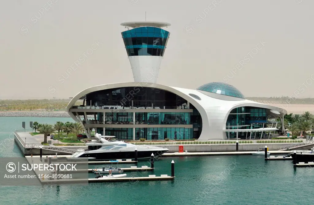 Abu Dhabi, United Arab Emirates: Cipianis Restaurant, at Yas Marina  