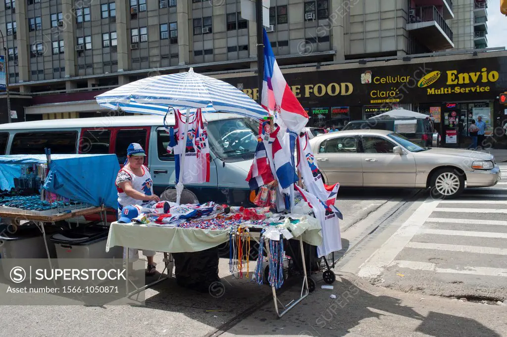 Street life and shopping in the primarily Dominican New York neighborhood of Washington Heights