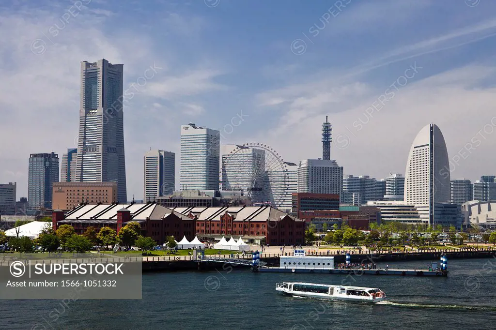 Japan , Yokohama City, Yokohama skyline