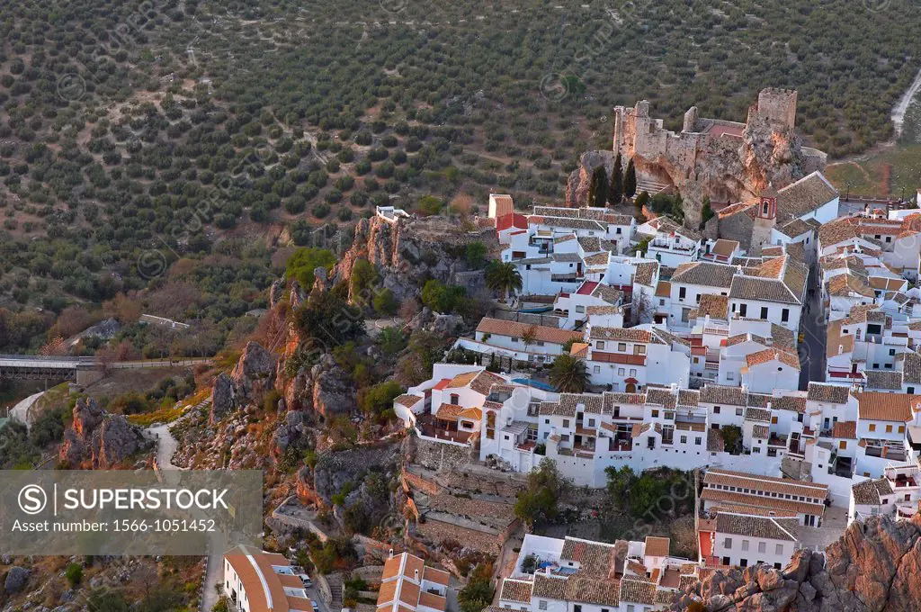 Castle, Zuheros, Sierra de la Subbetica, Cordoba, Andalusia, Spain