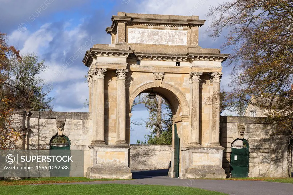 Woodstock Gate, Blenheim Palace, Oxfordshire, England, UK