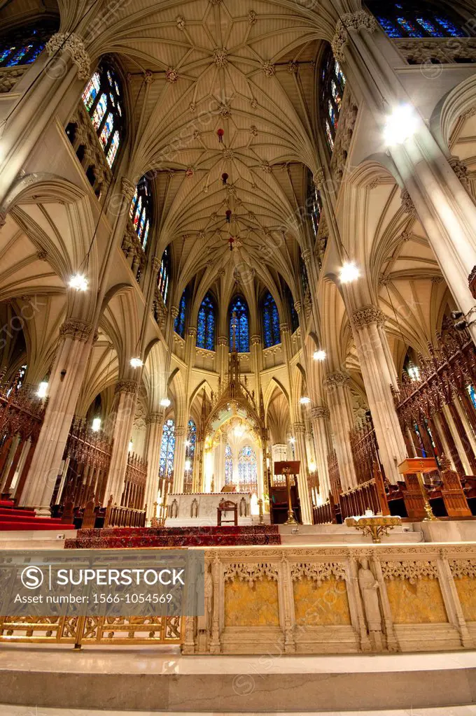 USA, New York City, Manhattan, St Patrick´s Cathedral, Altar