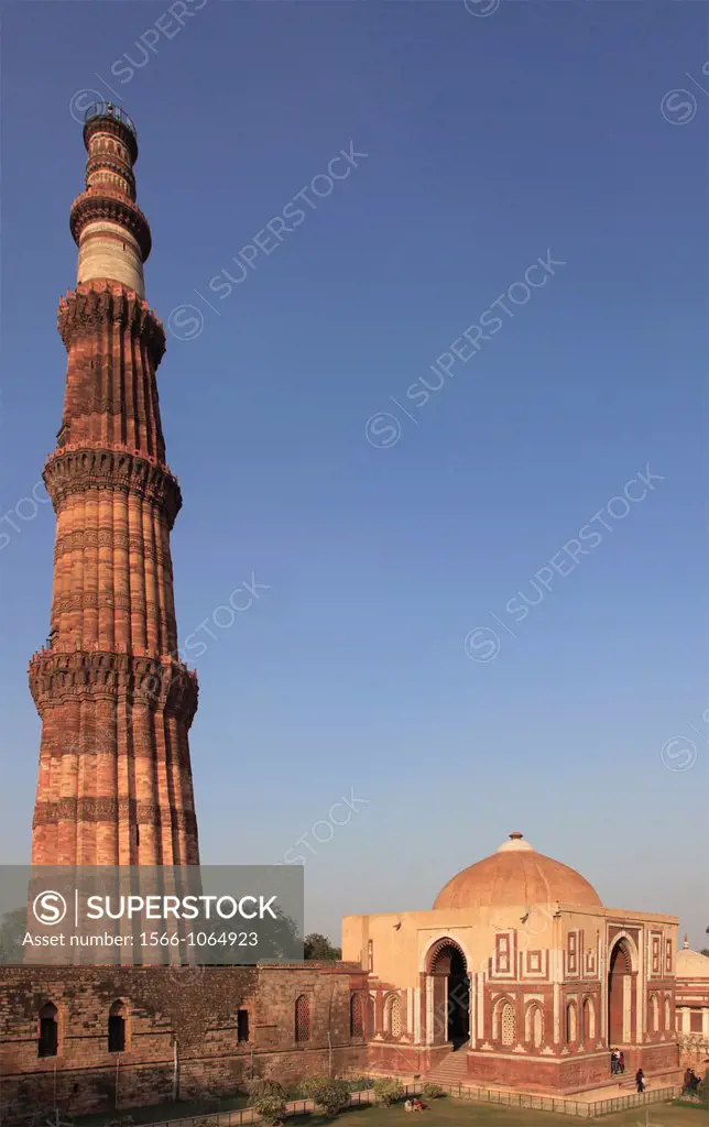India, Delhi, Qutb Minar, Alai Darwaza.