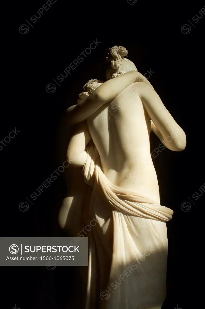 France, Paris 75, Louvre museum, Eros and Psyche by Antonio Canova