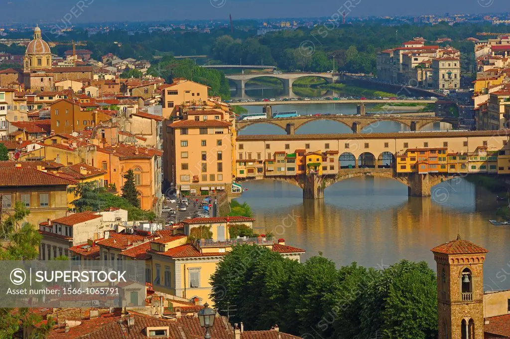 Ponte Vecchio, Arno River, Florence, Tuscany, Italy, Europe