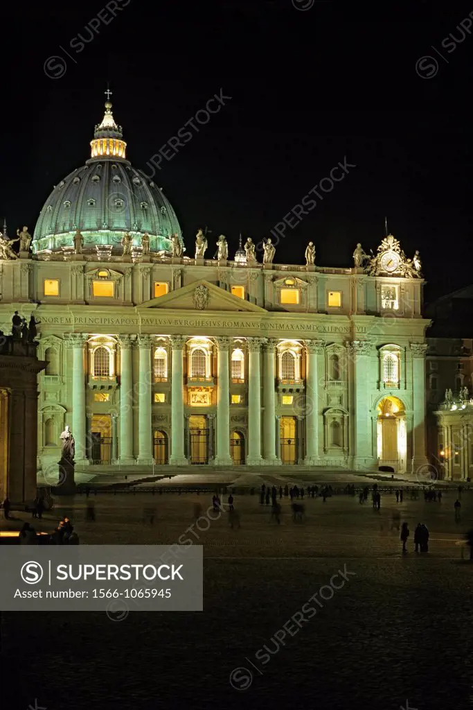 Saint Peter´s Square  Vatican City, Rome, Italy