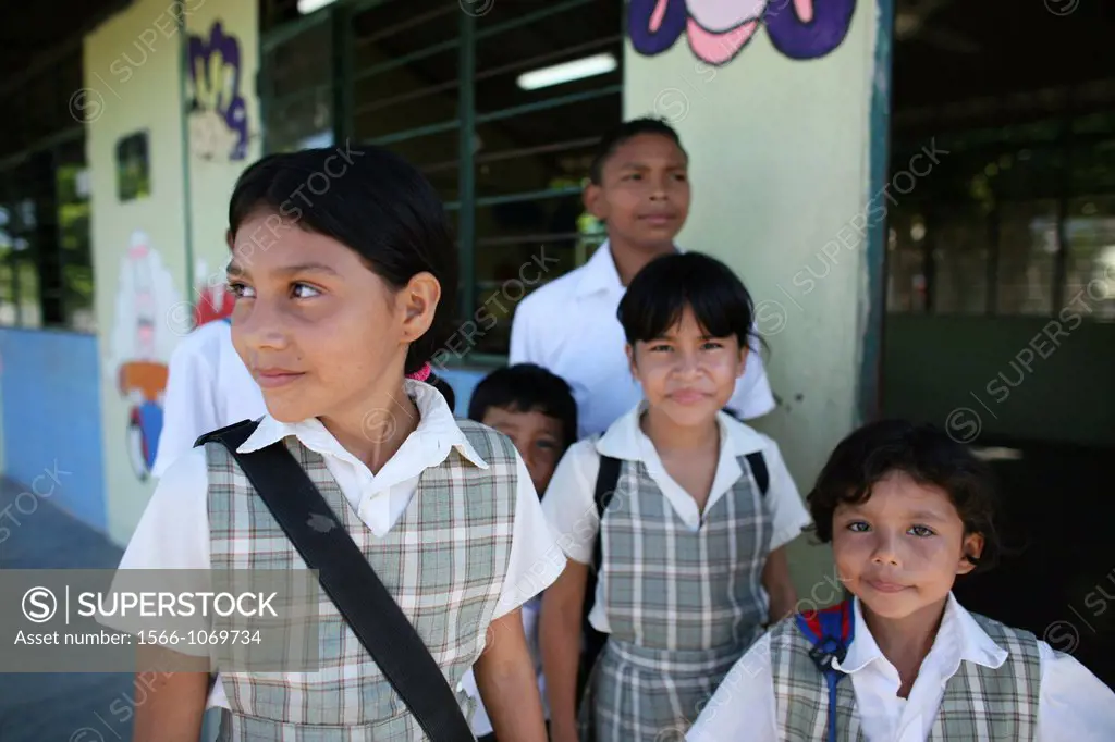primary school children in Colombia
