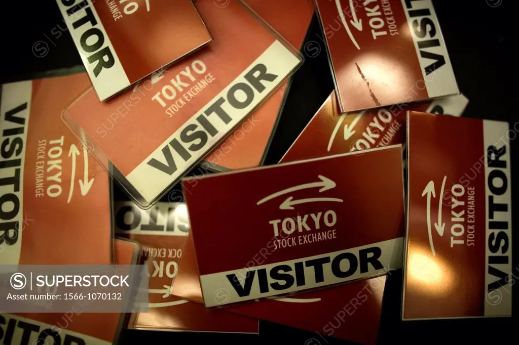 visitor batches for the tokyo stock exchange office In october 2008, the stockmarkets in Tokyo lost their value in light of the financial crisis world...