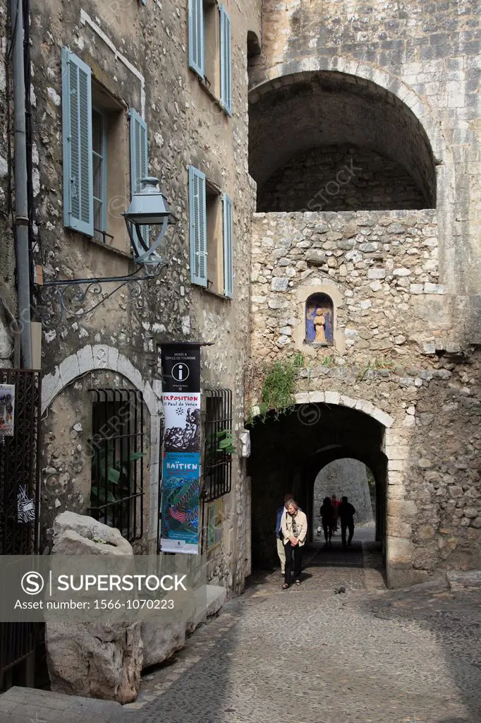 Saint Paul de Vence, St Paul de Vence, medieval village, Alpes Maritimes, Provence, Cote d Azur, France, Europe
