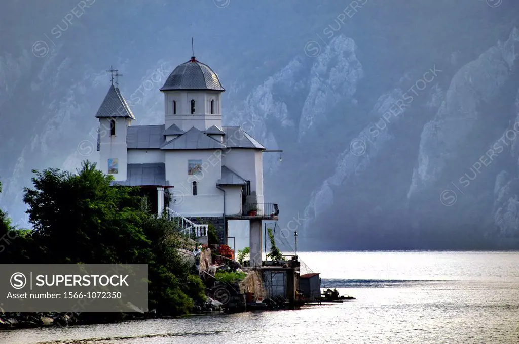 Romania, Manastirea Mracuna in the Iron Gates Gorge of the Danube River