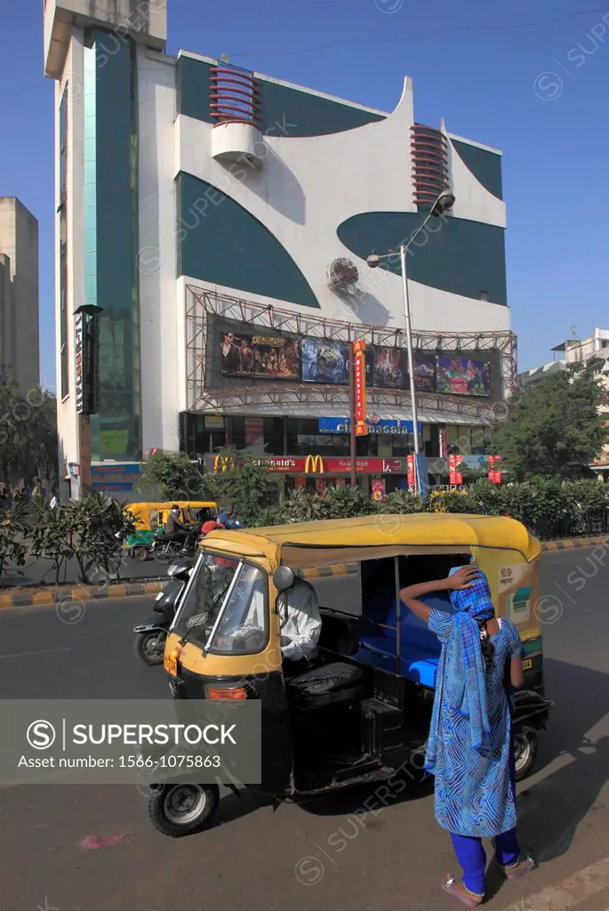 India, Gujarat, Ahmedabad, new town, modern building, autorickshaw,