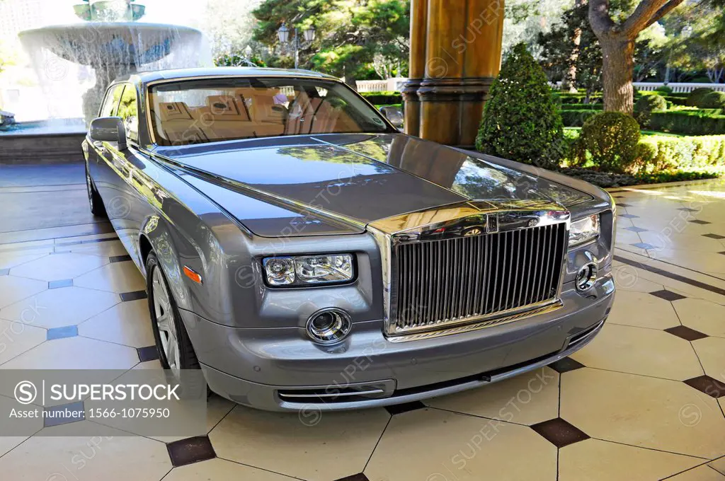 Rolls Royce Displayed Bellagio Hotel Las Vegas