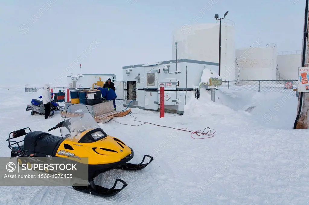 Gojahaven is a town in the far north of canada in 1000 where Inuits living snow mobiles are the main transport on the North pole Every Inuit owns one ...