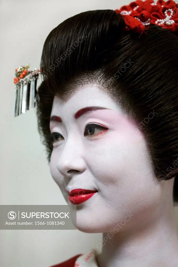 Geishas are famous in Japan The concept has a long history and goes back several centuries where geishas were for entertainment for rich japanese peop...