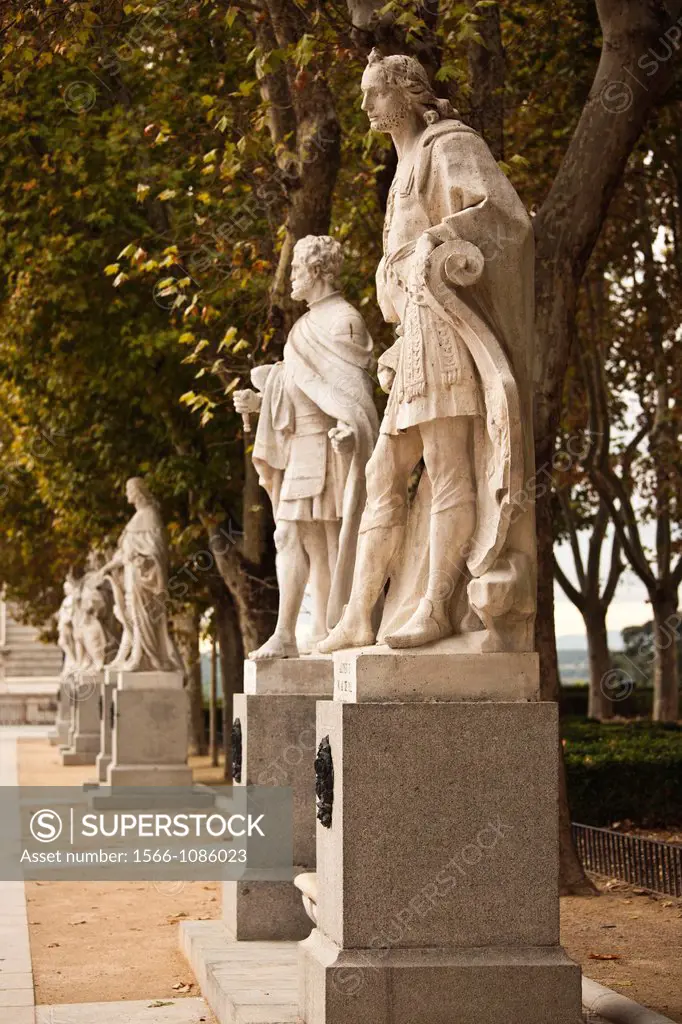 Spain, Madrid, Centro Area, Plaza de Oriente, statues of Spanish Kings by the Palacio Real, Royal Palace