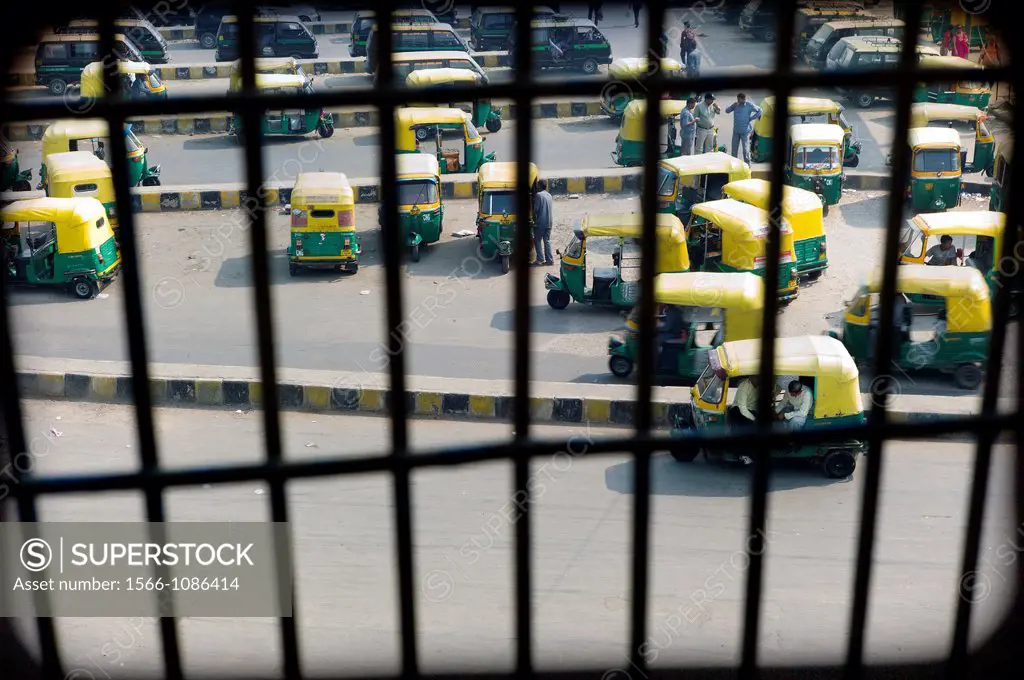 Autorickshaw parking in New Delhi train station , India