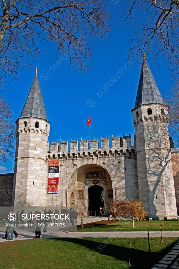 Greeting Gate, 1524, Palace of Topkapi, Istanbul, Turkey