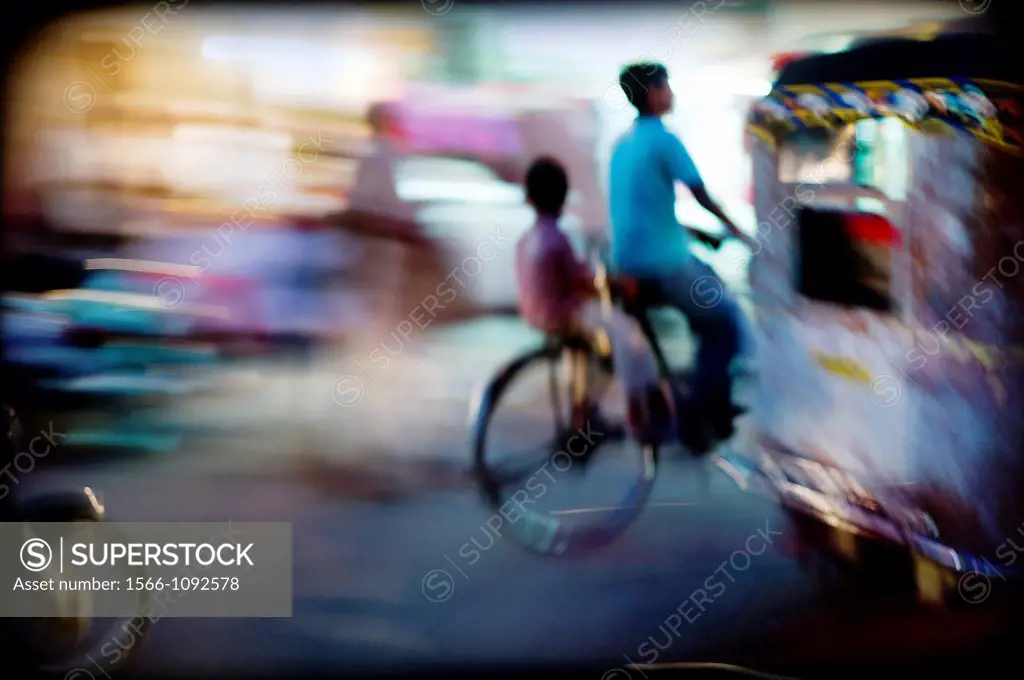 Bicicletas, trafico, ciudad, India, Delhi, Asia, movimiento, atardecer, fotografia, transporte, raza asiatica, urbano, ciudad, asfalto, color, horizon...