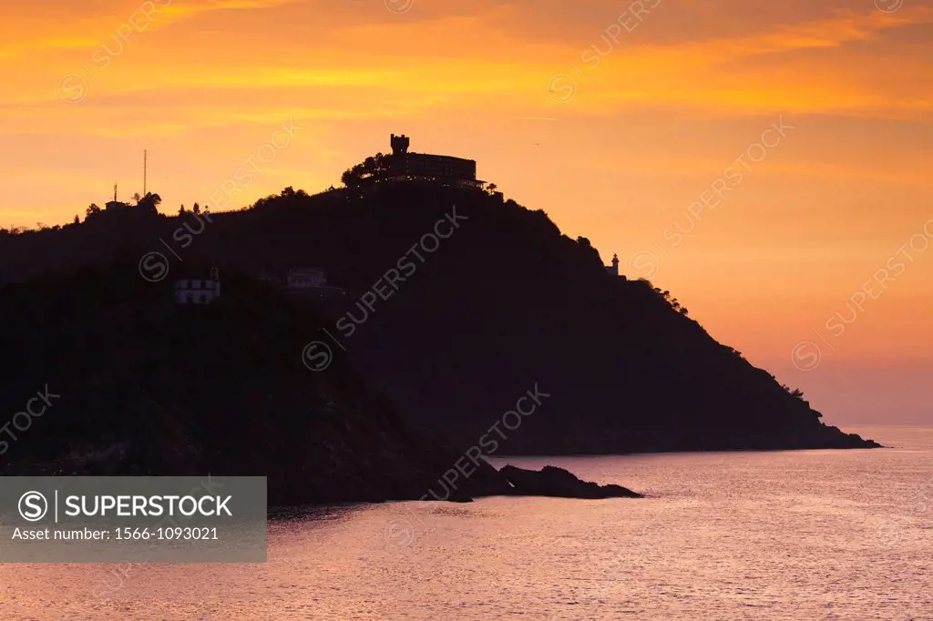 Spain, Basque Country Region, Guipuzcoa Province, San Sebastian, Monte Igueldo, sunset