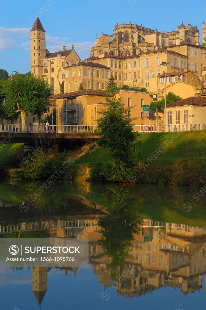 Saint Mary cathedral, Armagnac tower, Gers River, Auch, Gers department, France, Europe