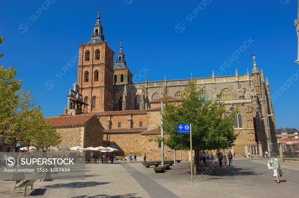 Cathedral, Astorga, Via de la Plata (Silver Route), Leon province, Castilla-Leon, Way of St James, Spain, Europe