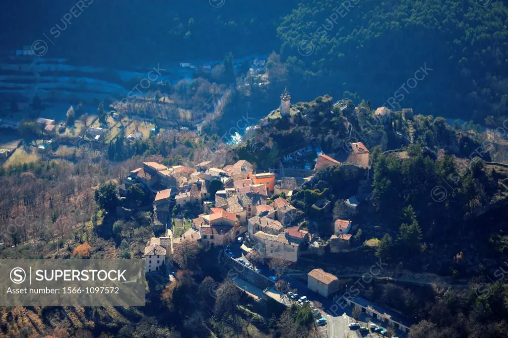 The perched village of Sigale in the Esteron valley in the back country of the Alpes-Maritimes, Provence-Alpes-Côte d´Azur, France