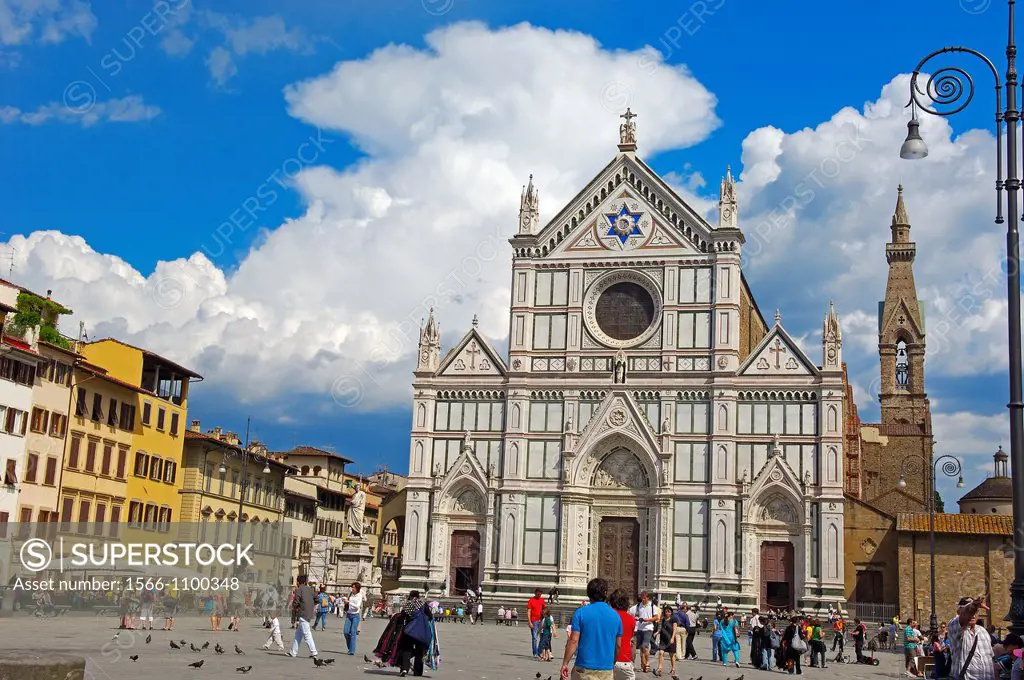 Basilica of Santa Croce on Piazza di Santa Croce square, Florence, Tuscany, Italy, Europe