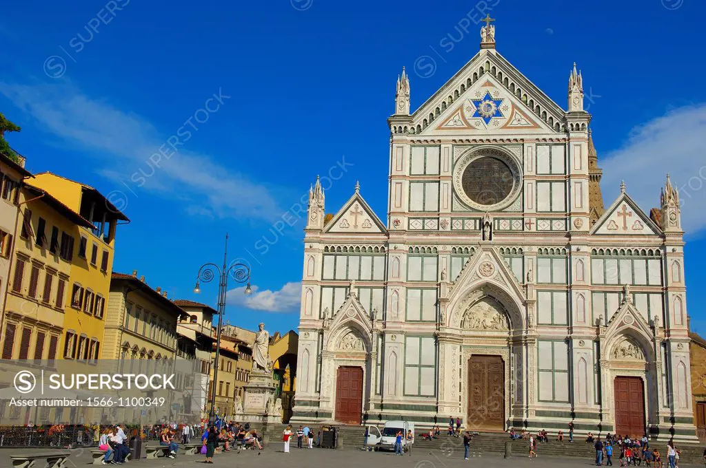 Basilica of Santa Croce on Piazza di Santa Croce square, Florence, Tuscany, Italy, Europe