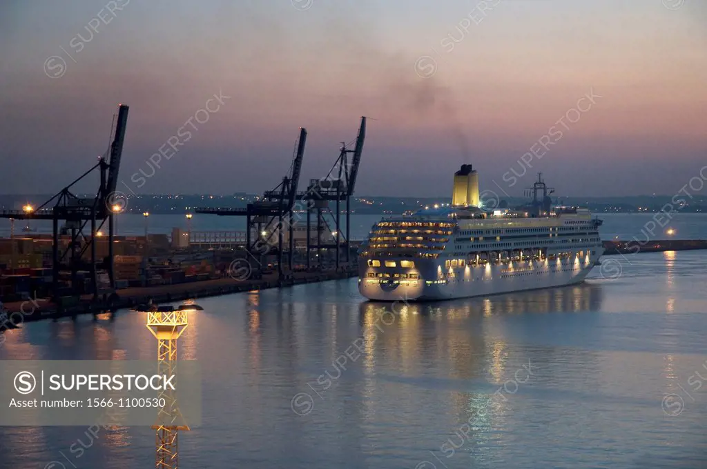 Transatlantic AURORA, Dawn at Port, Cadiz, Spain,