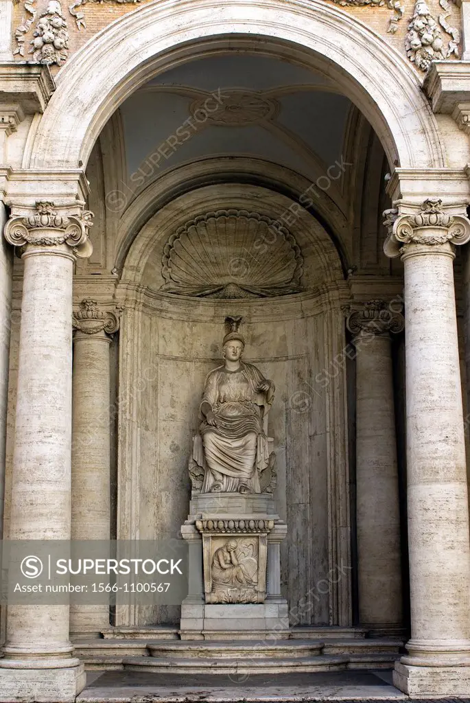 Colossal Statue of Sitting Rome ´Roma Cesi´, courtyard of Palazzo dei Conservatori, Rome, Latium, Italy