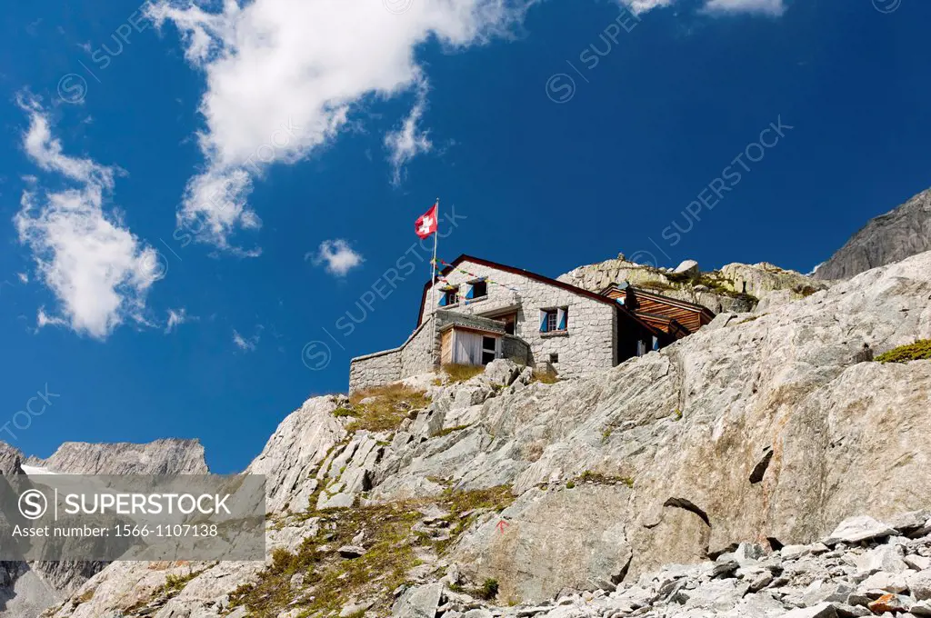 Mountain hut Baechlitalhuette of the Swiss Alpine Club, behind Mt Gross Diamentstock, Bernese Alps, Grimsel region, Switzerland