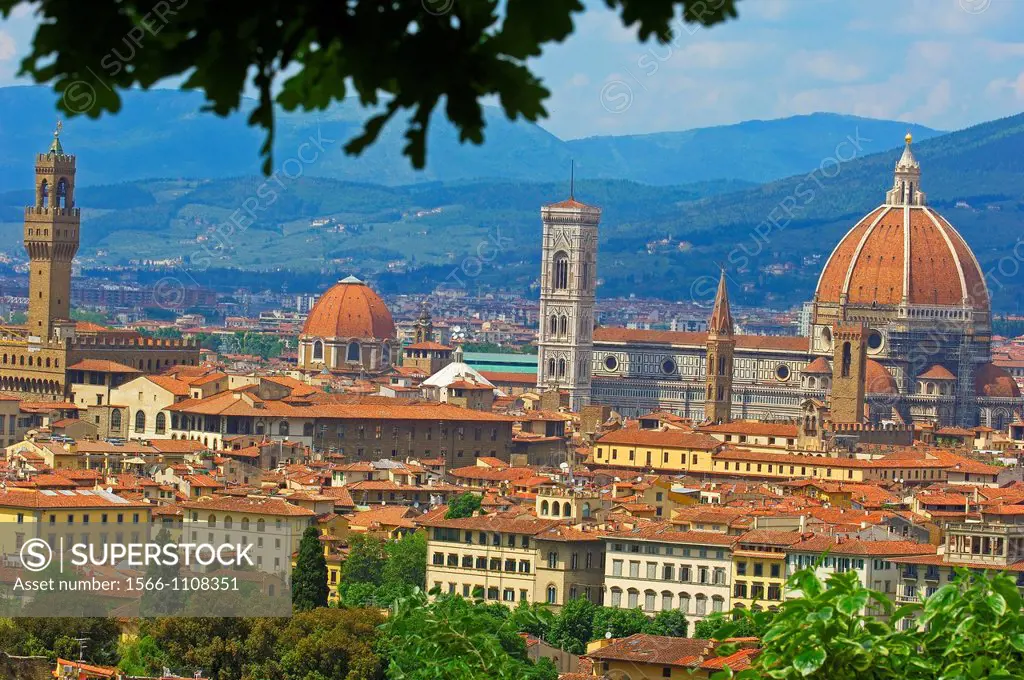 ´Duomo´ Santa Maria del Fiore cathedral, view from Michelangelo square, Florence, Tuscany, Italy