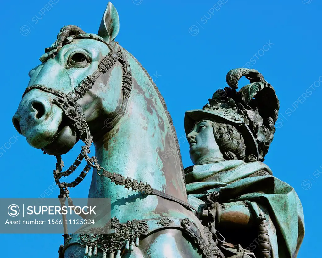 Bronze statue by Machado do Castro of Dom Jose 1 riding his horse with a decorative harness, Praca do Comercio, Lisbon, Portugal, western Europe