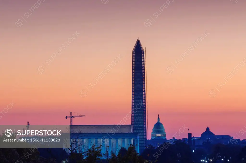 USA, Washington DC, Lincoln Memorial, Washington Monument and US Capitol, dawn.