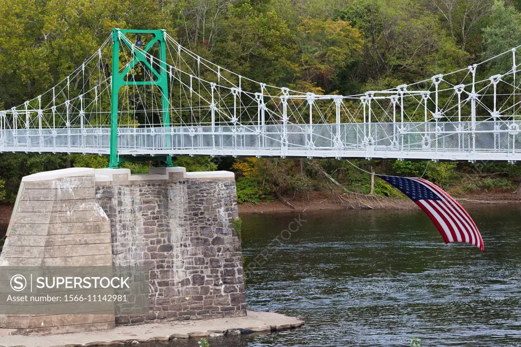 USA, Pennsylvania, Bucks County, Lumberville, Delaware River footbridge.