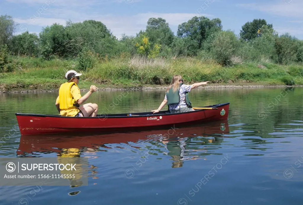 Canoeing on Willamette River, Willamette River Greenway, Polk County, Oregon.