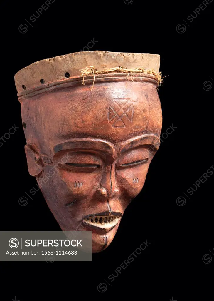 Chokwe Mwana Pwo, Tribal art mask, Angola, Africa
