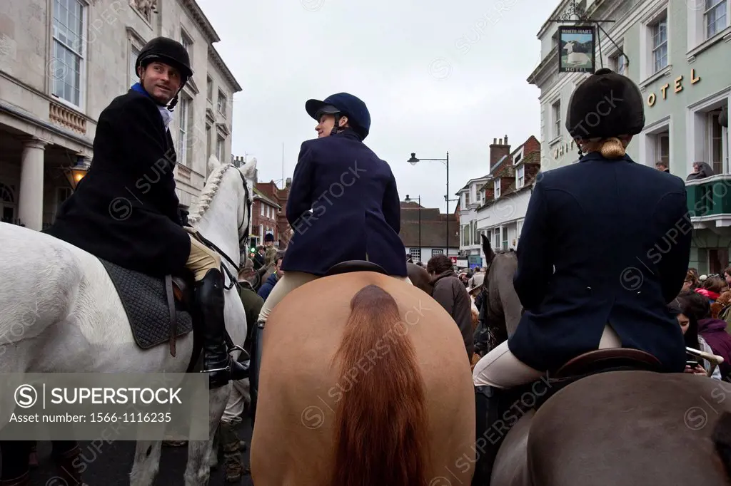 The Southdown and Eridge Hunt at their annual boxing day meeting outside The White Hart Hotel, Lewes, Sussex, England