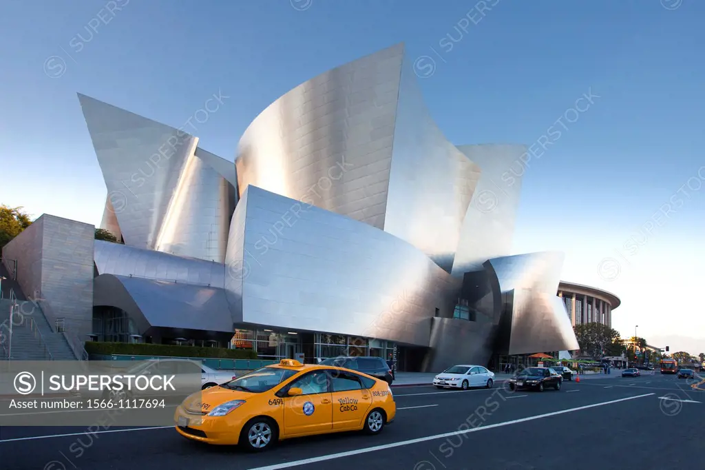 Walt Disney Concert Hall by architect Frank O. Gehry, Los Angeles, California, USA