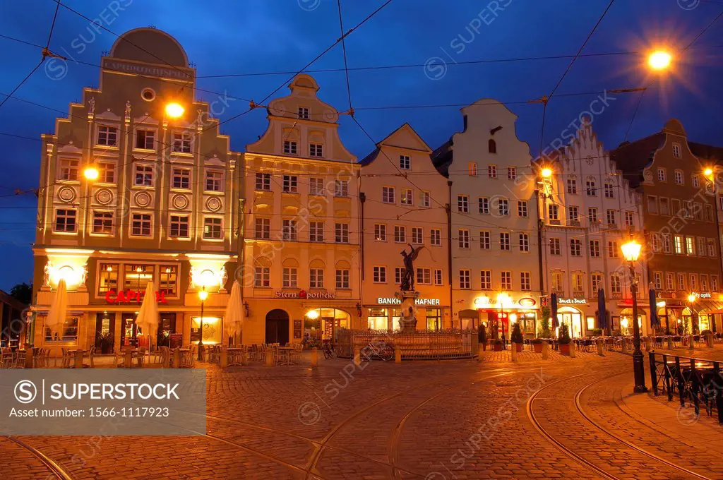 Moritzplatz market square and Maximilianstrasse (Maximilian street) with Mercury Fountain, Augsburg, Romantic Road (Romantische Strasse), Swabia, Bava...