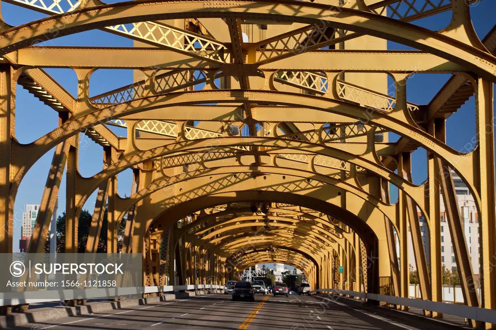 Tower Bridge steel maze, Sacramento, California, USA