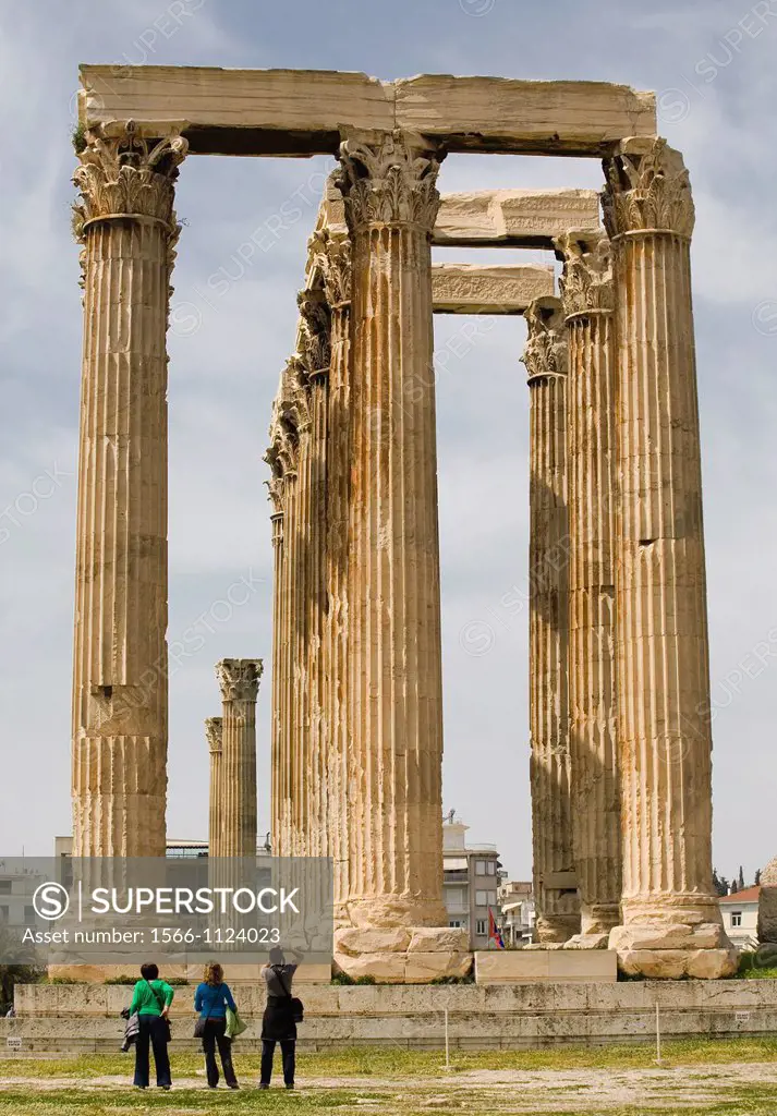 Temple of Olympian Zeus, Corinthian columns and capitels, Athens, Greece, Europe