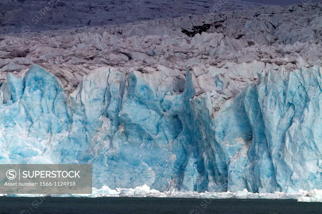 Norway, Svalbard, Spitsbergen, Lilliehøøk Glacier in Krossfjorden