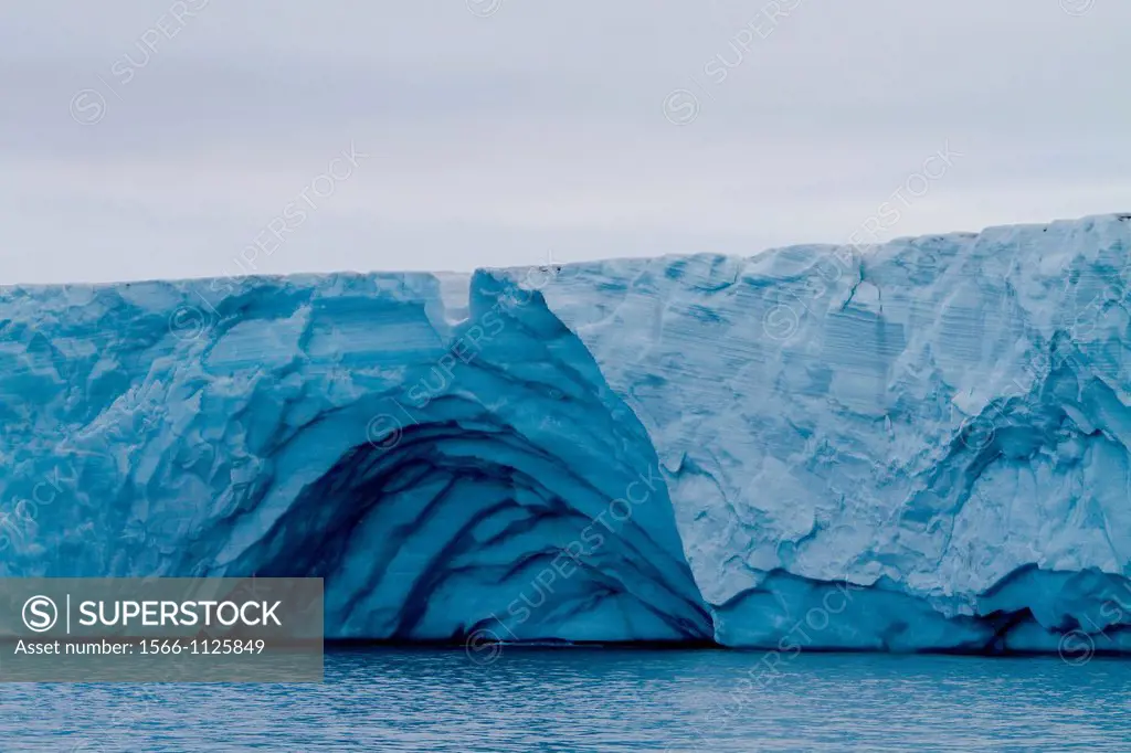 Norway, Svalbard, Spitsbergen, Nordaustlandet , Brasvell´s glacier , the ice melt , rivers and fountains flowing water