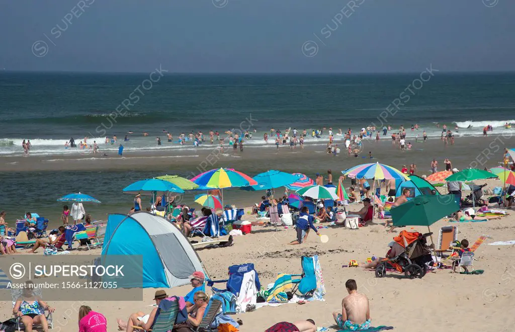 Truro, Massachusetts - The crowded Head of the Meadow Beach in Cape Cod National Seashore