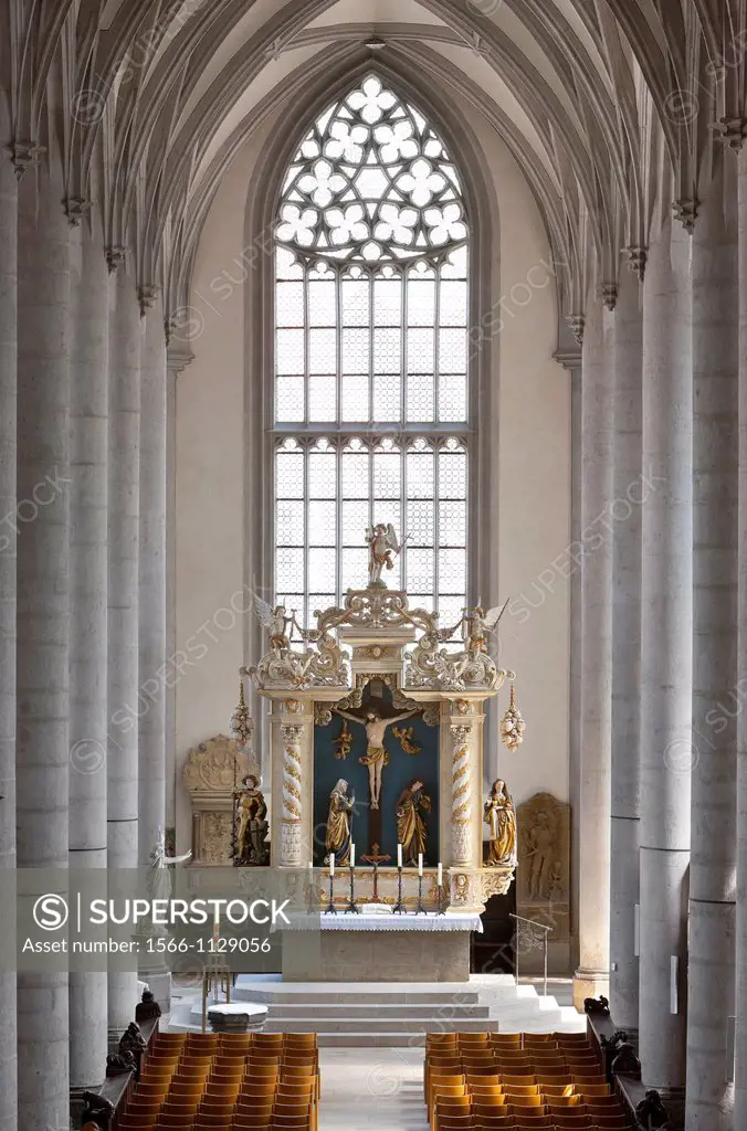 Georgs Church, view from organ gallery to high altar, Noerdlingen, Bavaria, Germany