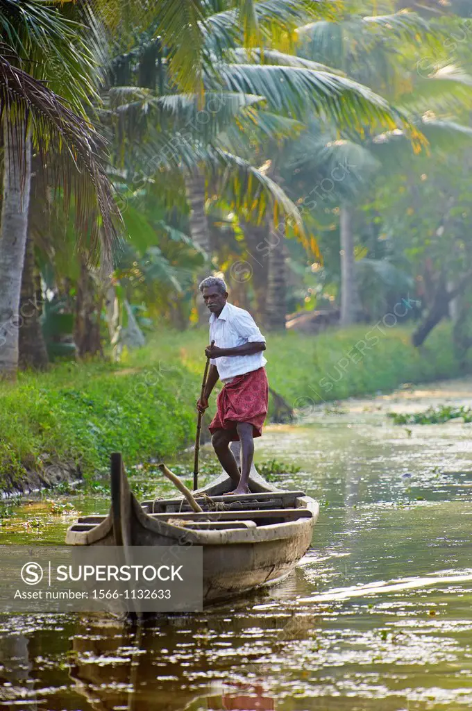 India, Kerala state, Allepey, backwaters