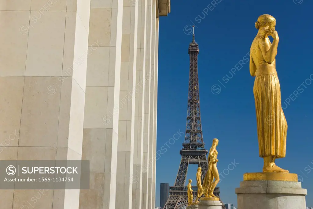 Row Of Gilded Golden Statues Place Du Trocadero Palais De Chaillot Eiffel Tower Paris France
